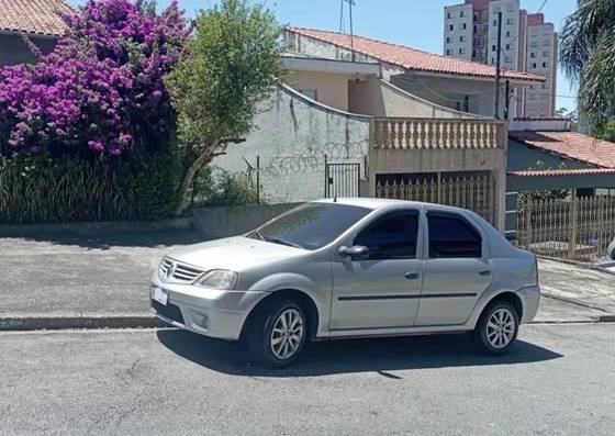 RENAULT LOGAN 1.6 EXPRESSION 8V FLEX 4P MANUAL
